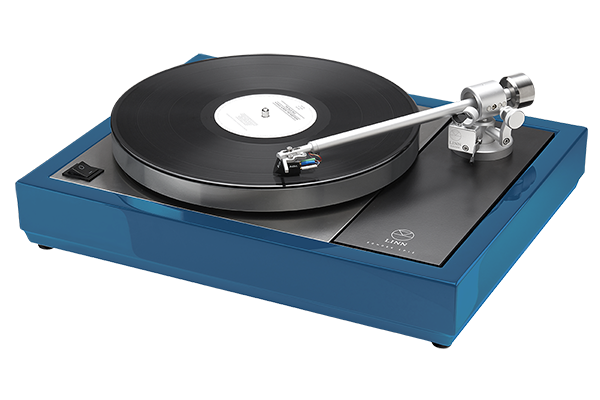 Colour matched speaker finish